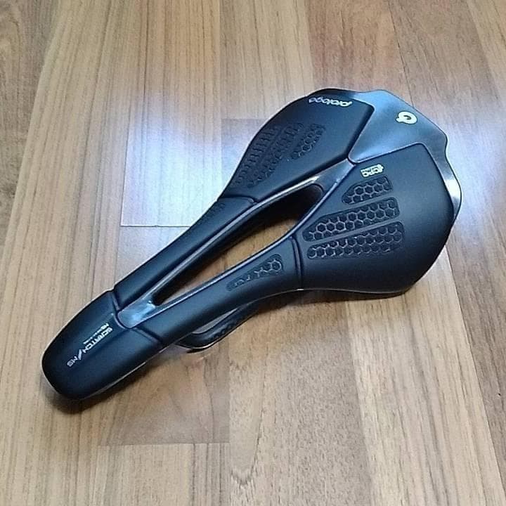 プロロゴ サドル PROLOGO SCRATCH M5 PAS CPC NACK