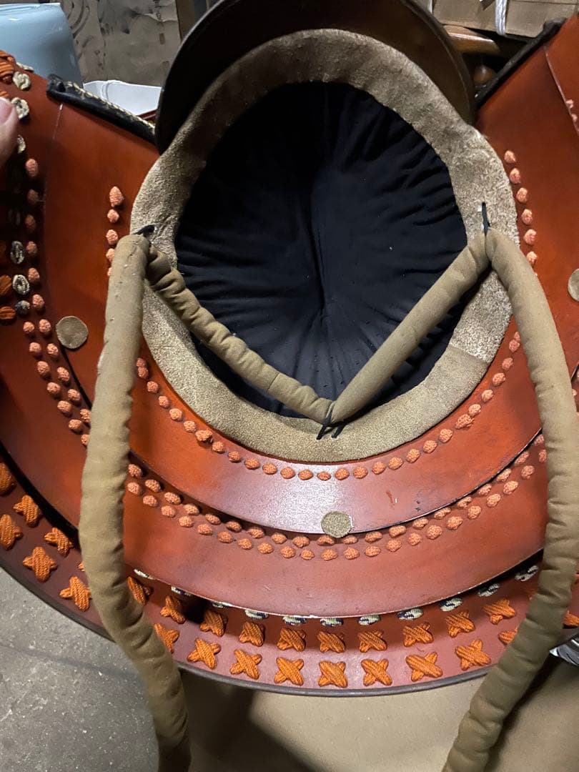 等身大赤備え鎧一式/赤塗龍文二枚胴独鈷文前立て兜/甲冑 鎧兜 着用可能 元箱付き