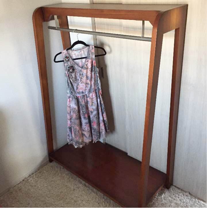 ハンガーラック 店舗什器