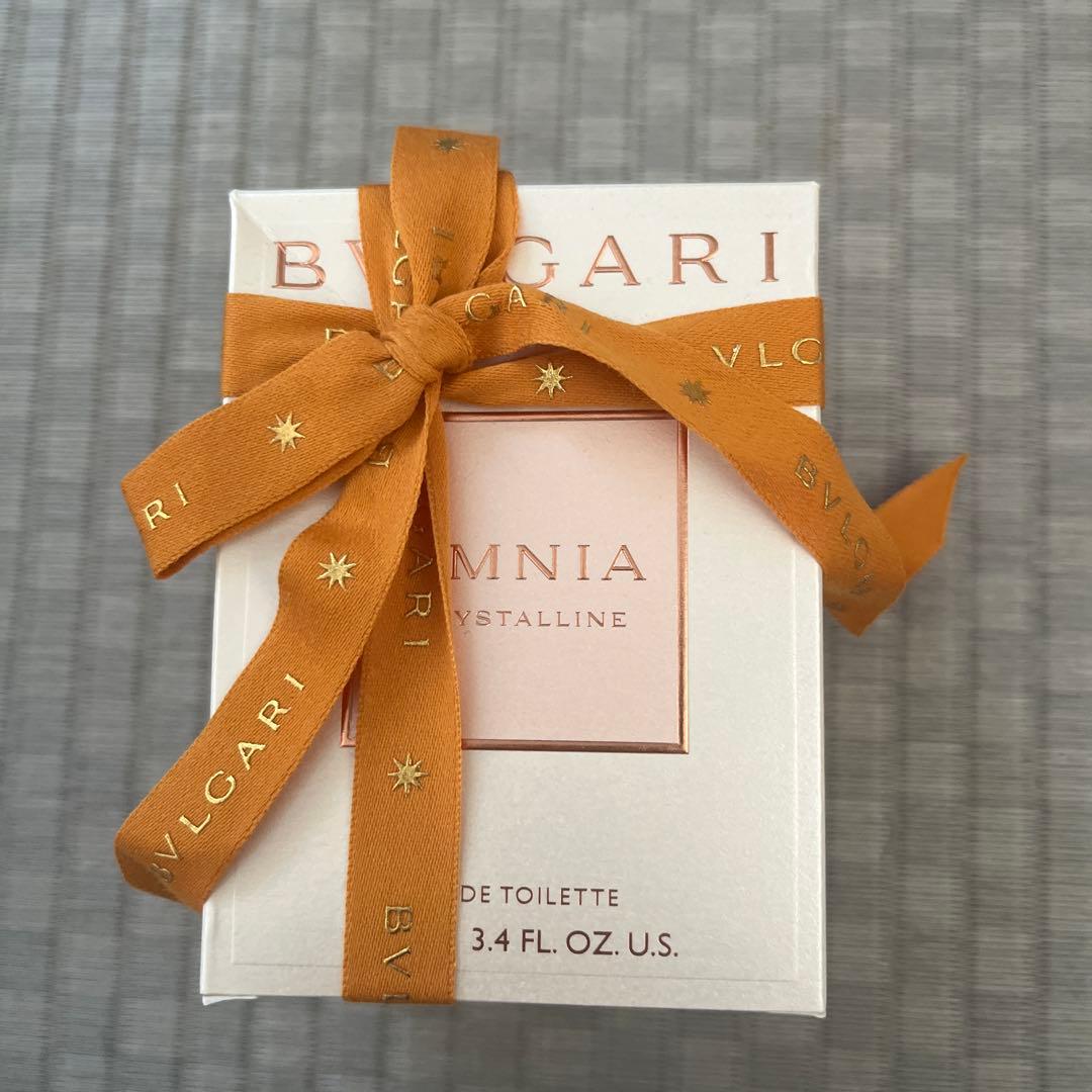 ブルガリ香水　オムニア