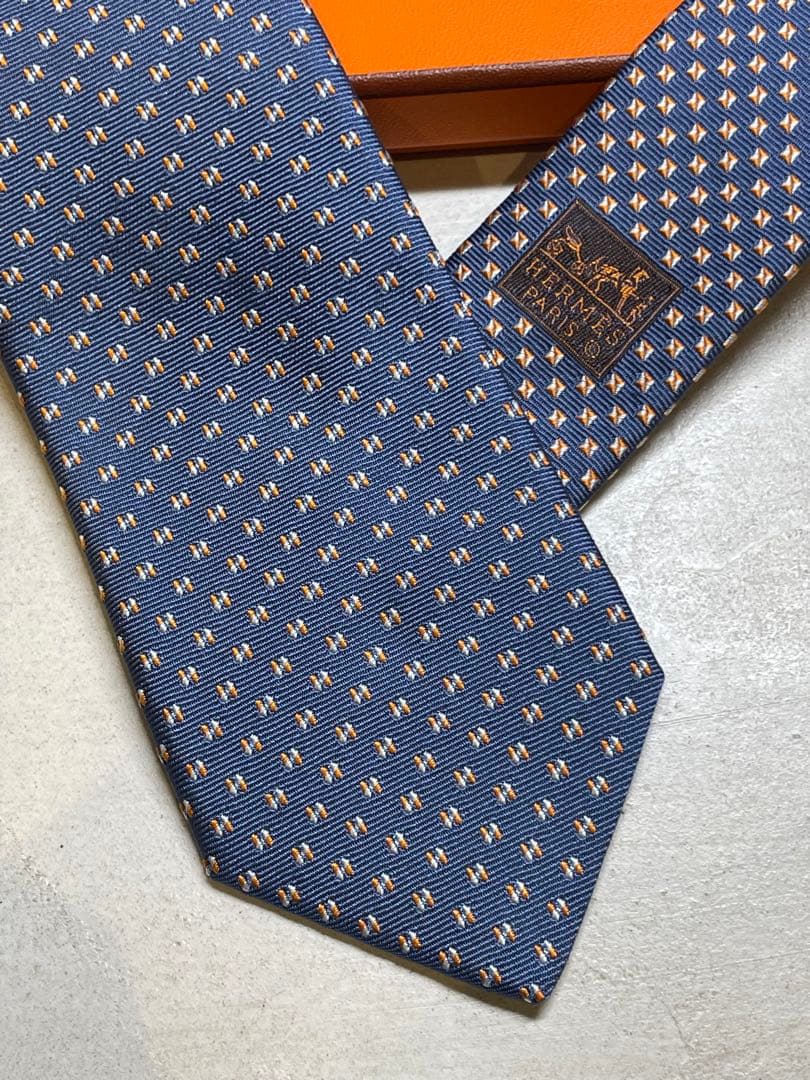 【新品未使用】HERMES ネイビー H総柄ネクタイ シルク100% 成人式向け