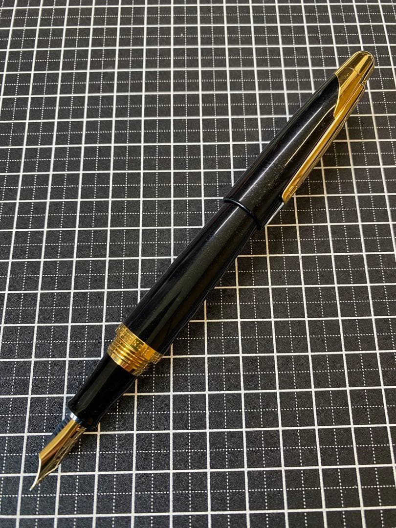 A.D.Dunhill 万年筆　字幅F