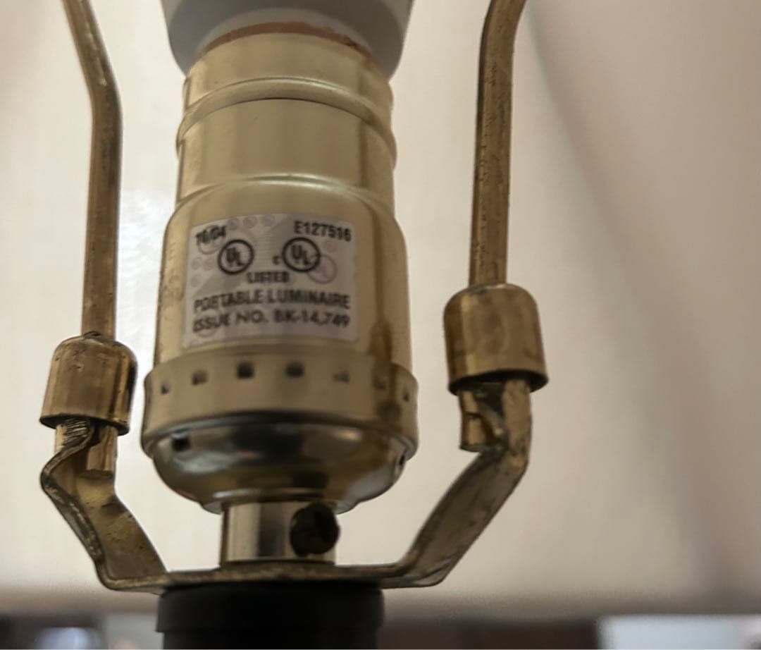 アンティーク調テーブルランプ