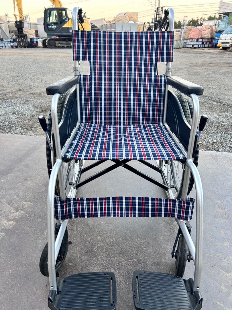 日進医療器 NISSIN NEO-1 自走式車椅子 ノーパンク 取扱説明書付