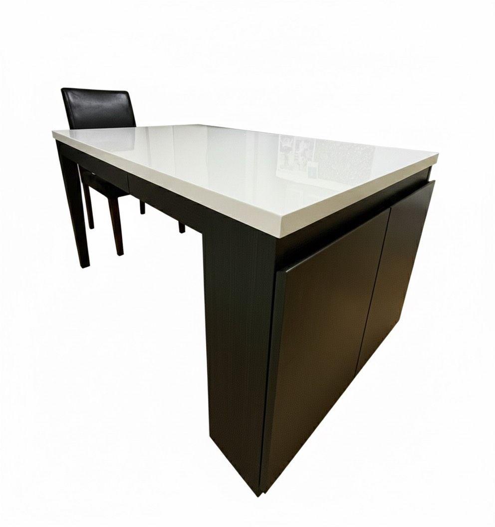 大幅値下げ　ニトリのダイニングテーブル両開き扉　4人掛け