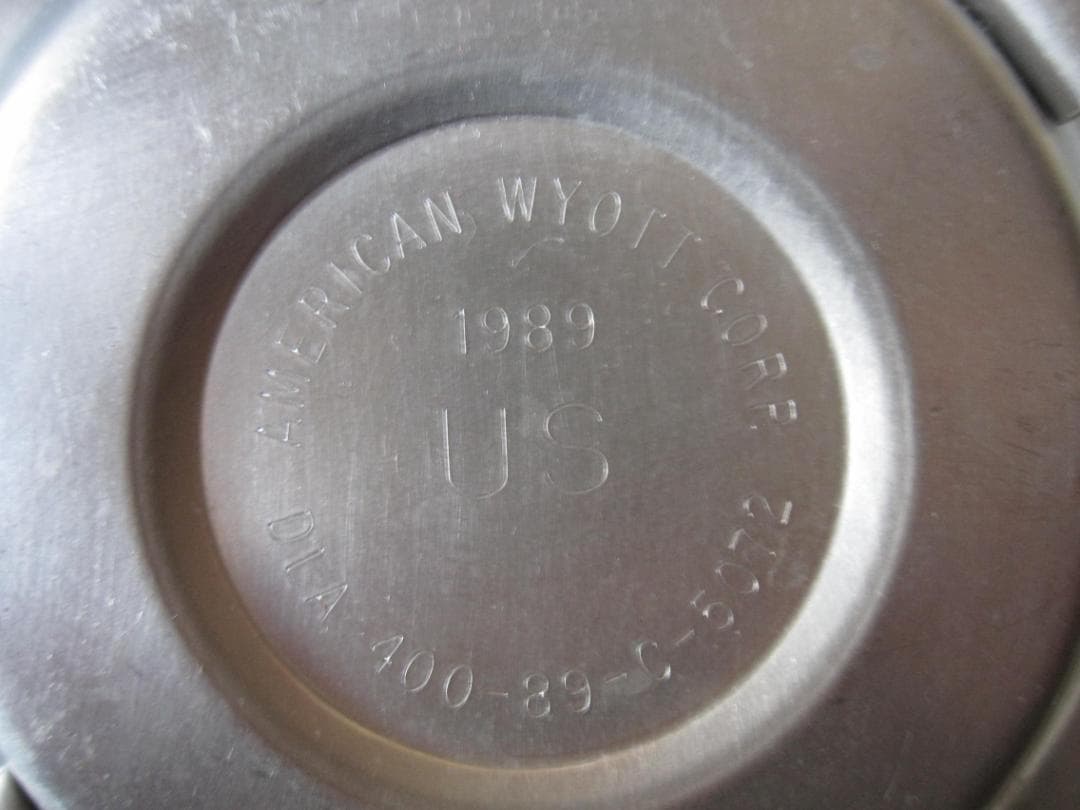 米軍放出 フードコンテナ 、カトラリー、ケース　中古品