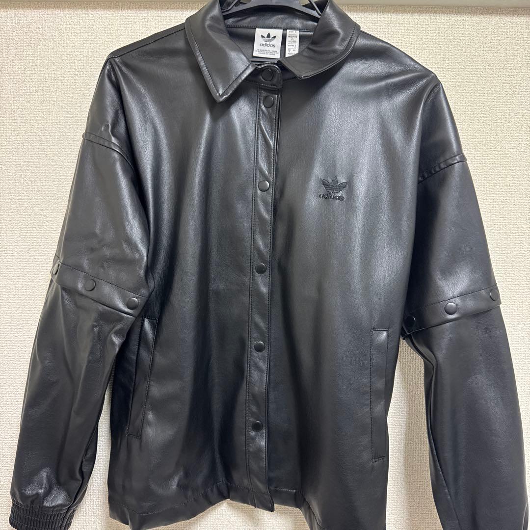 adidas LEATHER TRACK JACKET フェイクレザージャケット
