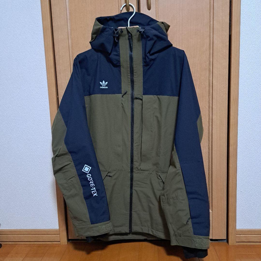 ※※Sassy※※　GORE-TEX スノーボードウエア【adidas】
