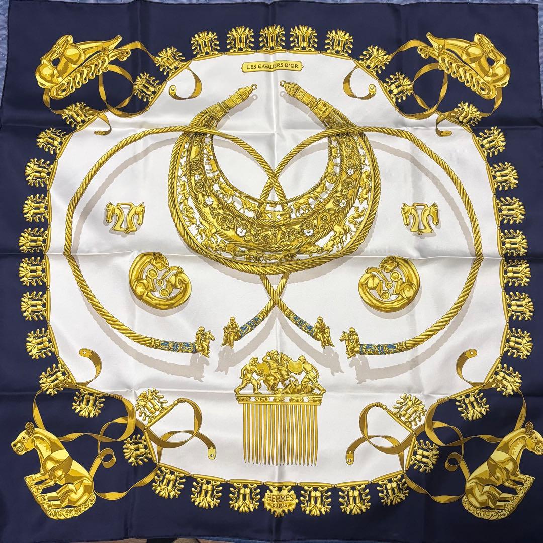 HERMES LES CAVALIERS D'OR スカーフ