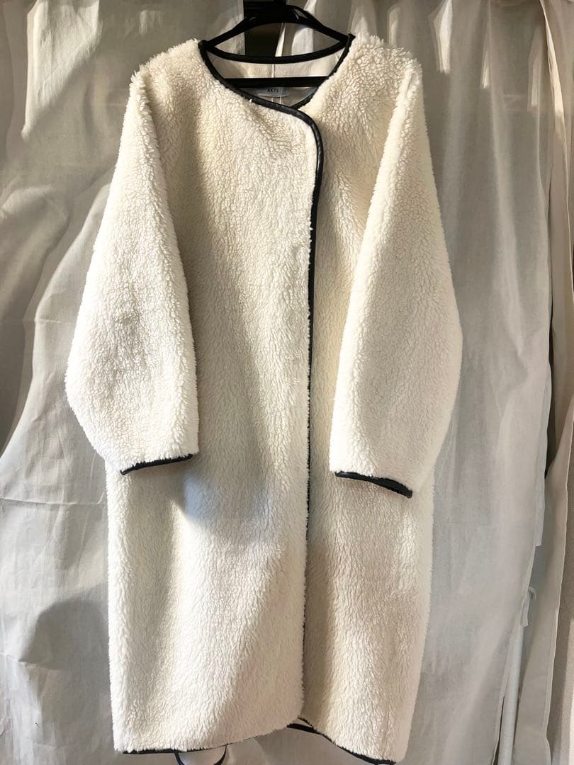 【新品】AKTE ボアロングコート ホワイト
