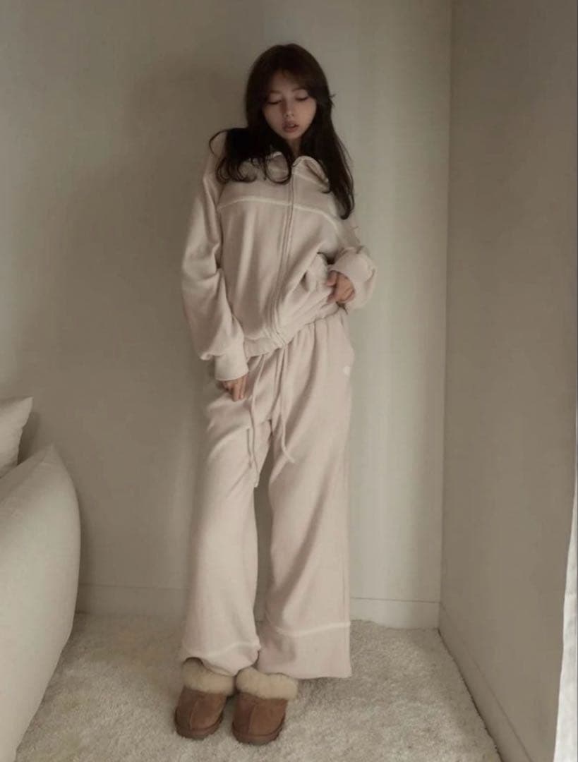 本日限定価格‼️Milky pile heart long pants