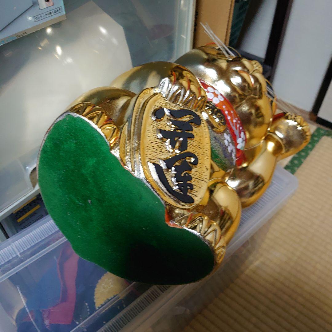 金色の招き猫