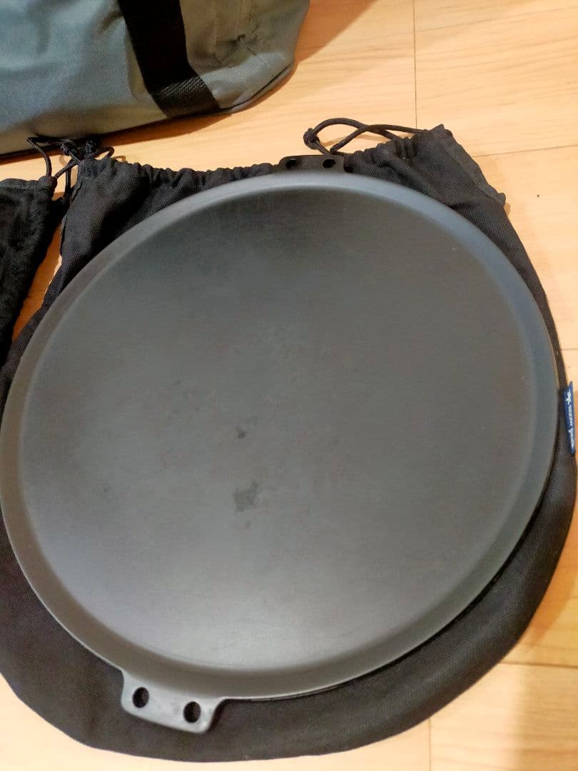スノーピーク 鉄板焼エンバーナー +ギアコンテナ＋まな板＋ガス缶燃料