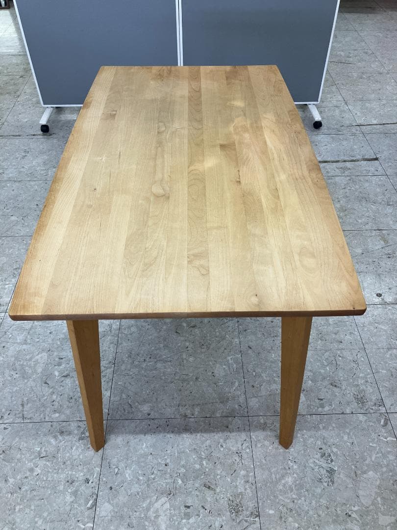 MOMO NATURAL ダイニングテーブル ブラウン