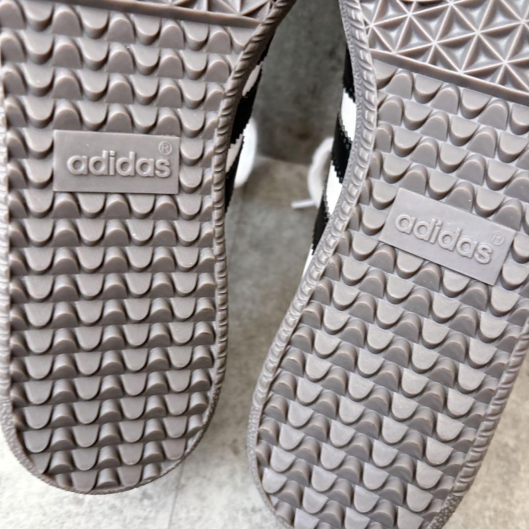 未使用品　アディダス　Samba OG ホワイト　ブラック　24cm