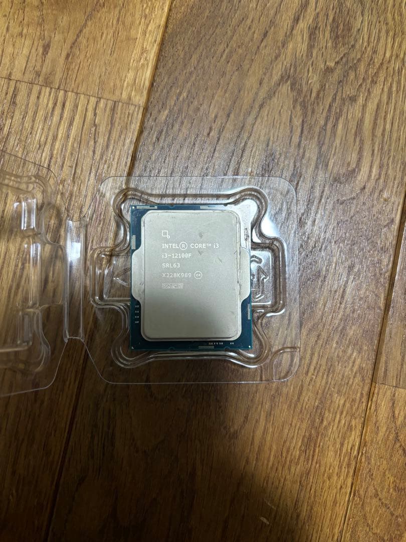 高性能 Intel Core i3-12100F 第12世代