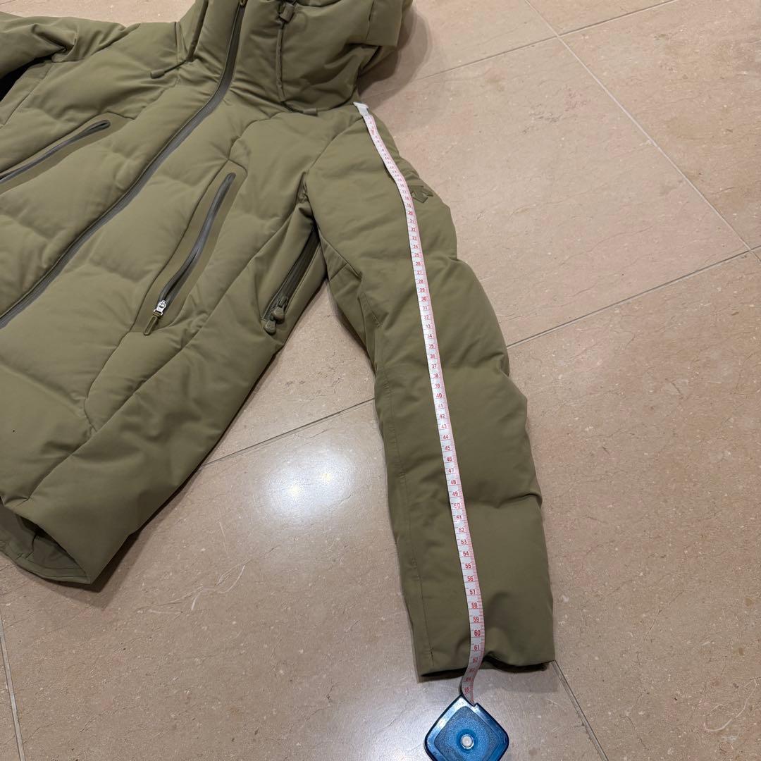 水沢ダウン　レディース　Lサイズ　カーキ