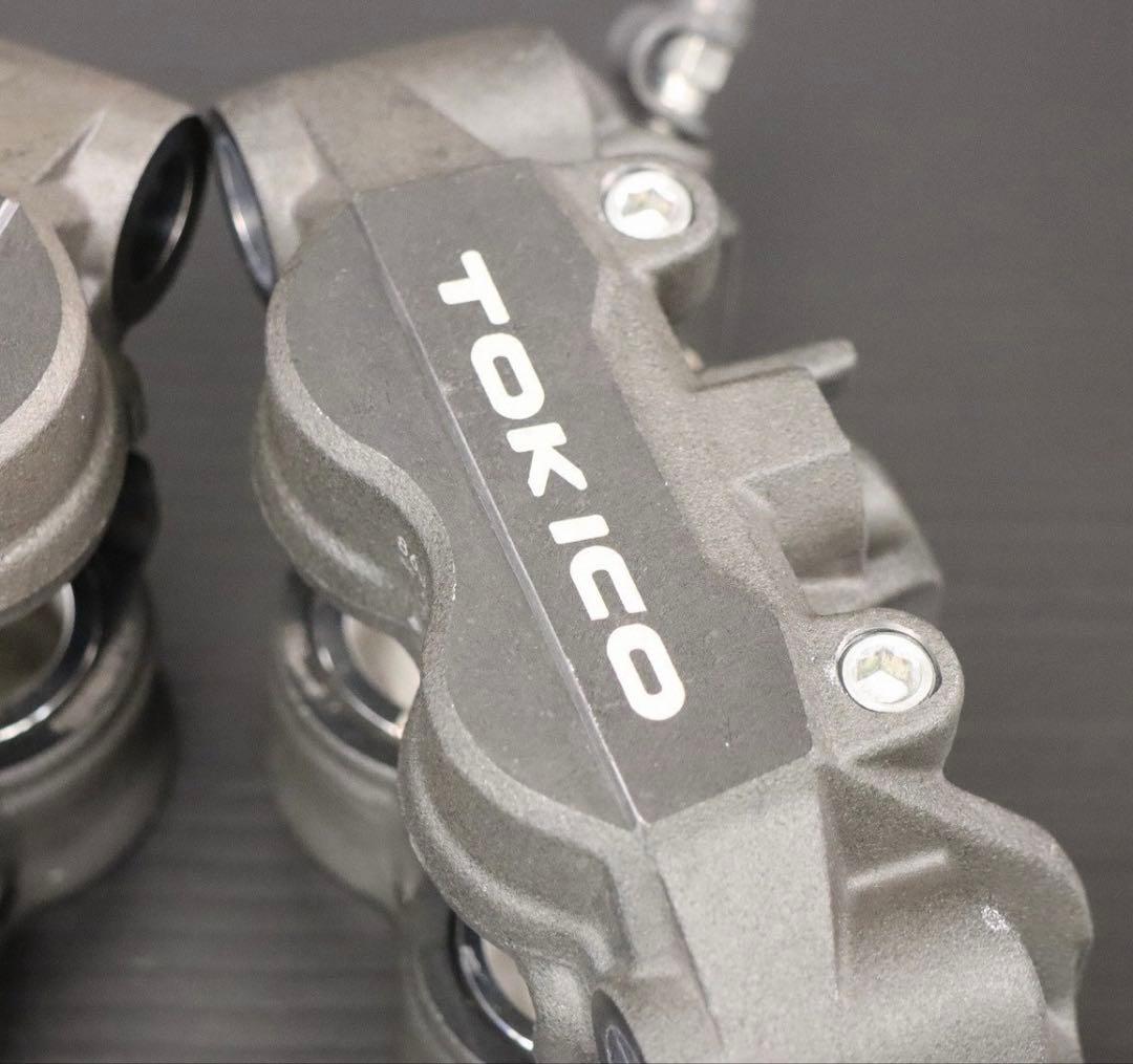 TOKICO ブレーキキャリパー 2個セット シルバー　cbr1000rr