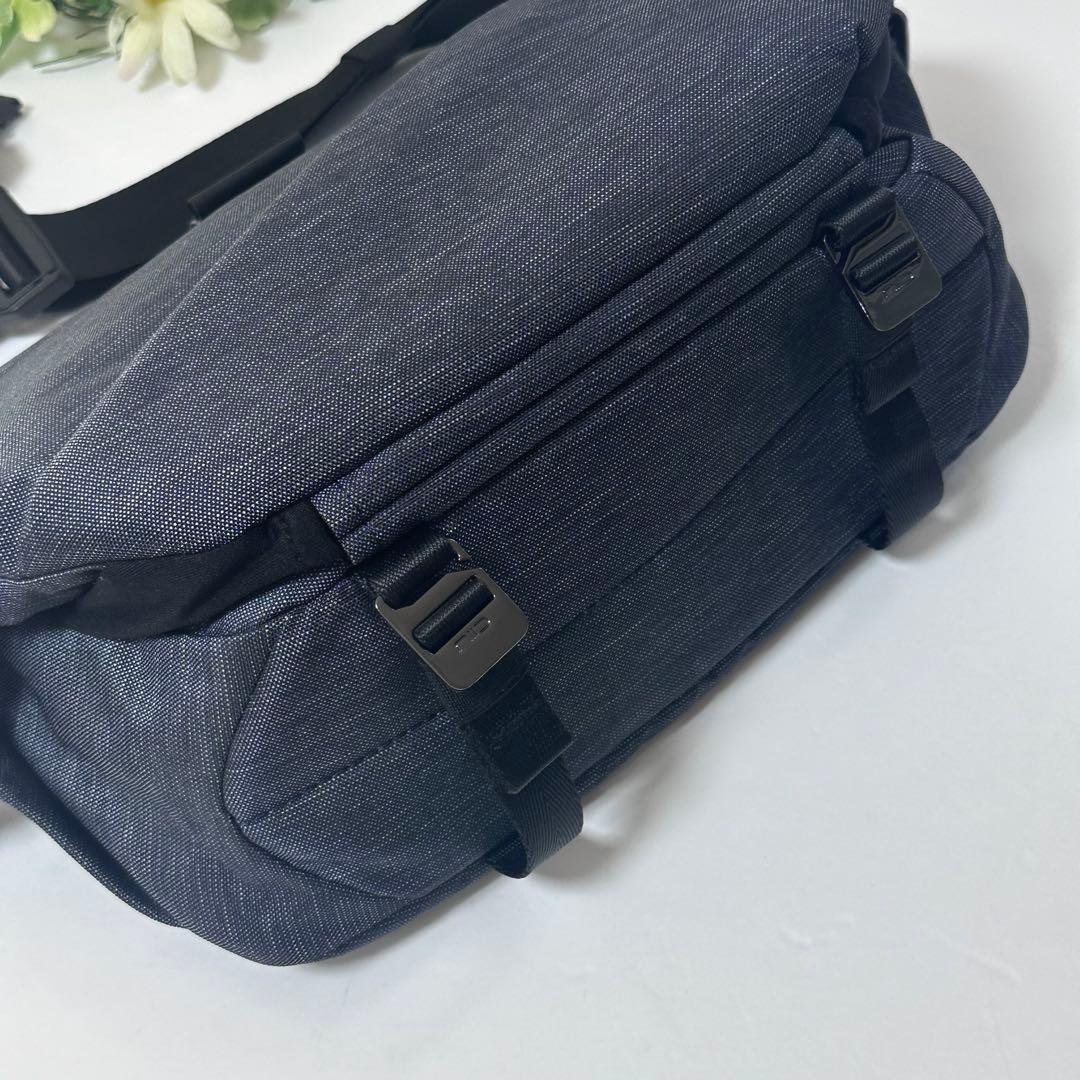 【使用感少ない】R1 NIID × URBANATUREスリングバッグ