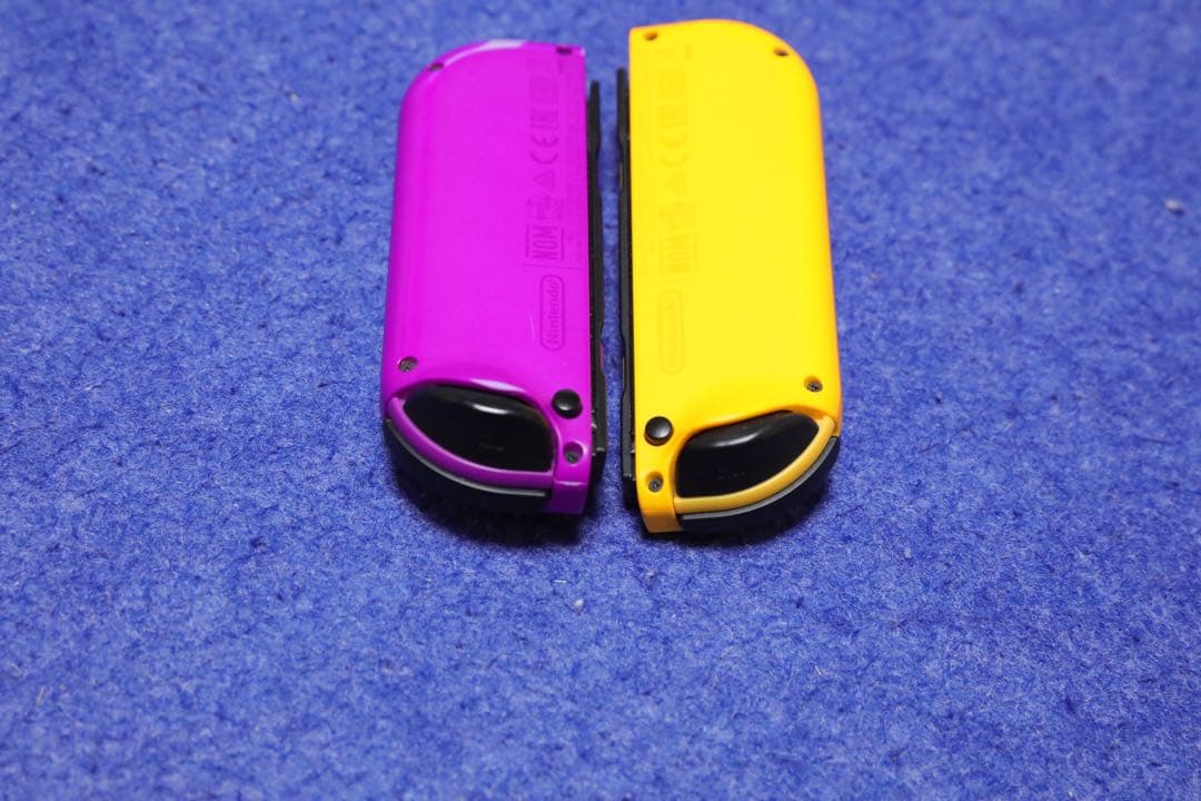 Nintendo Switch 本体 ジョイコン　SDカード