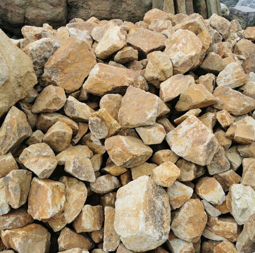 滋賀産　甲賀石　1.000キロ　庭石　石 石材　割栗石　庭　坪庭　ガーデニング