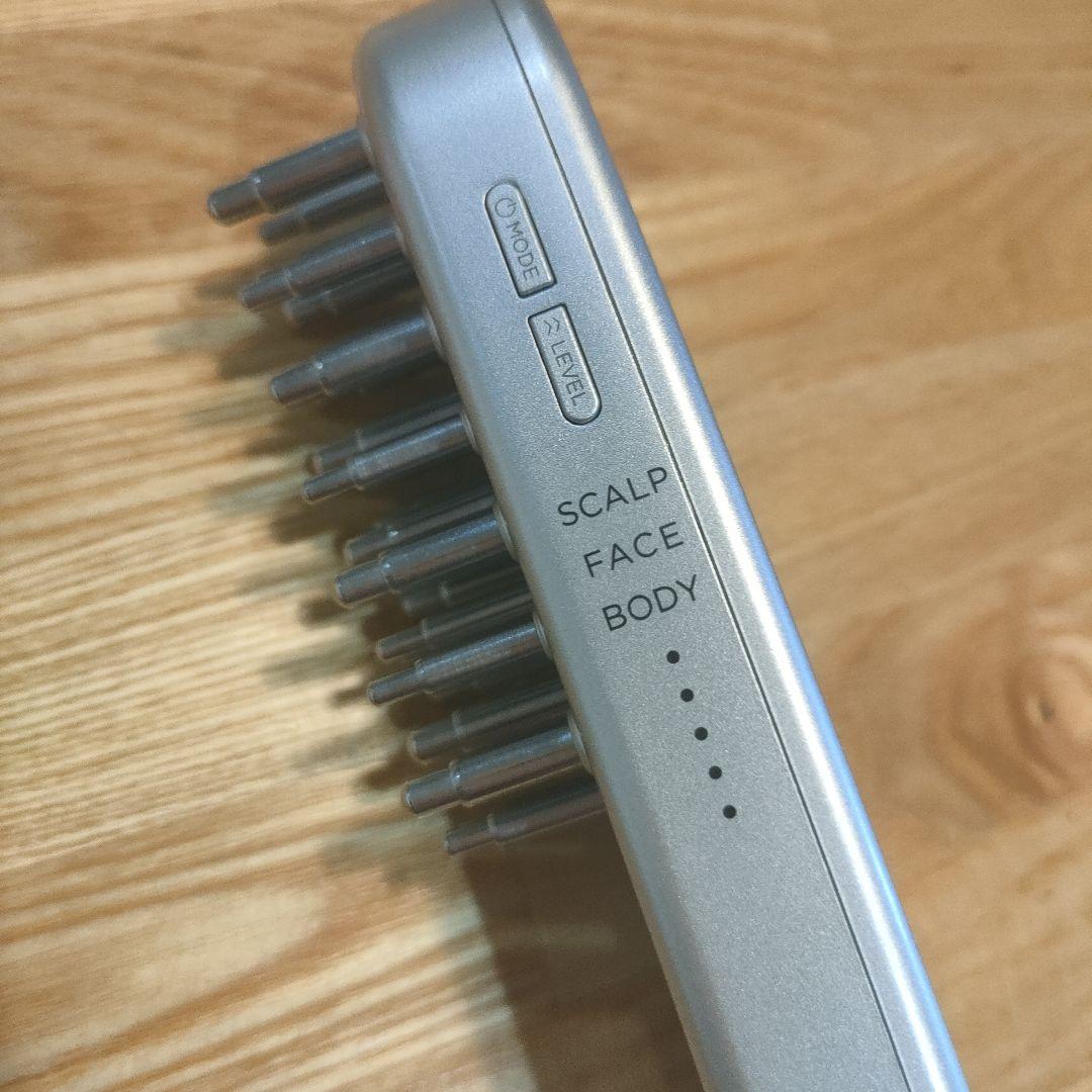 サロニア EMS リフトブラシ 電気ブラシ リフトアップ 小顔