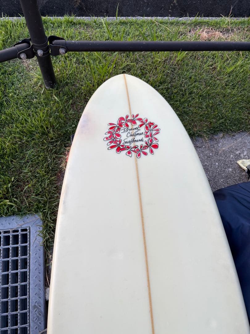 ホワイト ファンボード ラウンドスカッシュテール6.6簡易修理済み