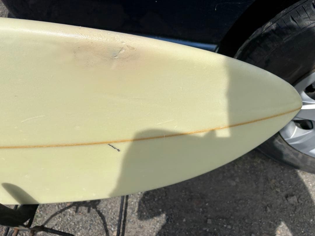 ホワイト ファンボード ラウンドスカッシュテール6.6簡易修理済み