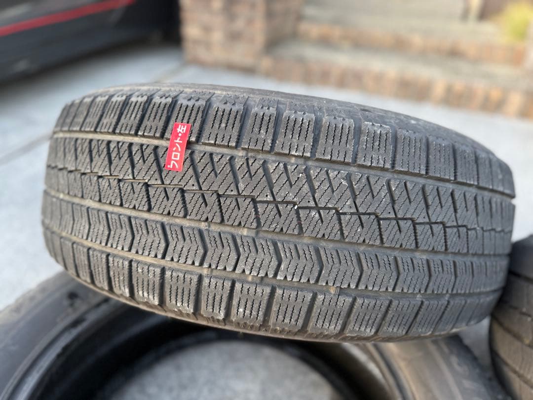 ブリヂストン スタッドレス BLIZZAK 215/60R16４本
