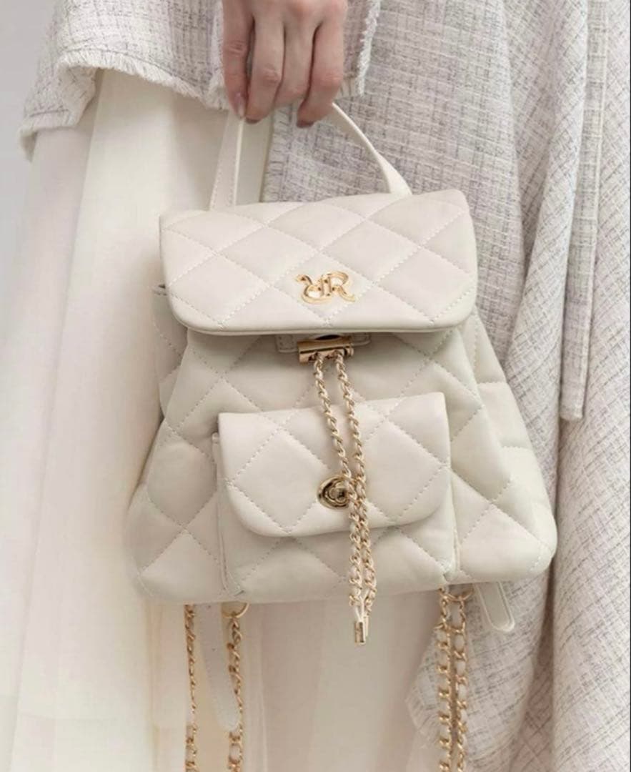 RANDA キルティングデザインリュックバッグ アイボリー