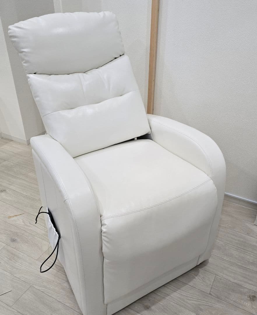 電動ラウンジチェア SISTA neo（シスタネオ）ホワイト✫お値引き可能✫