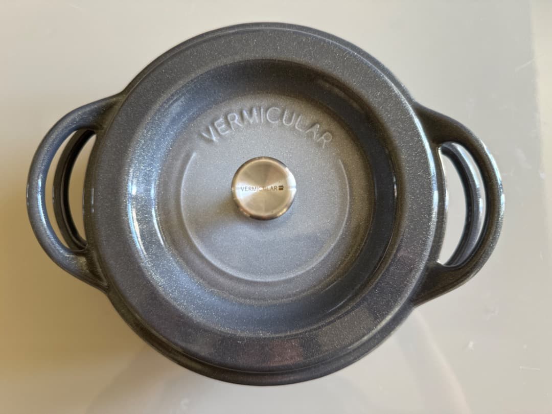 バーミキュラ オーブンポットラウンドVermicularパールグレー レシピ本付
