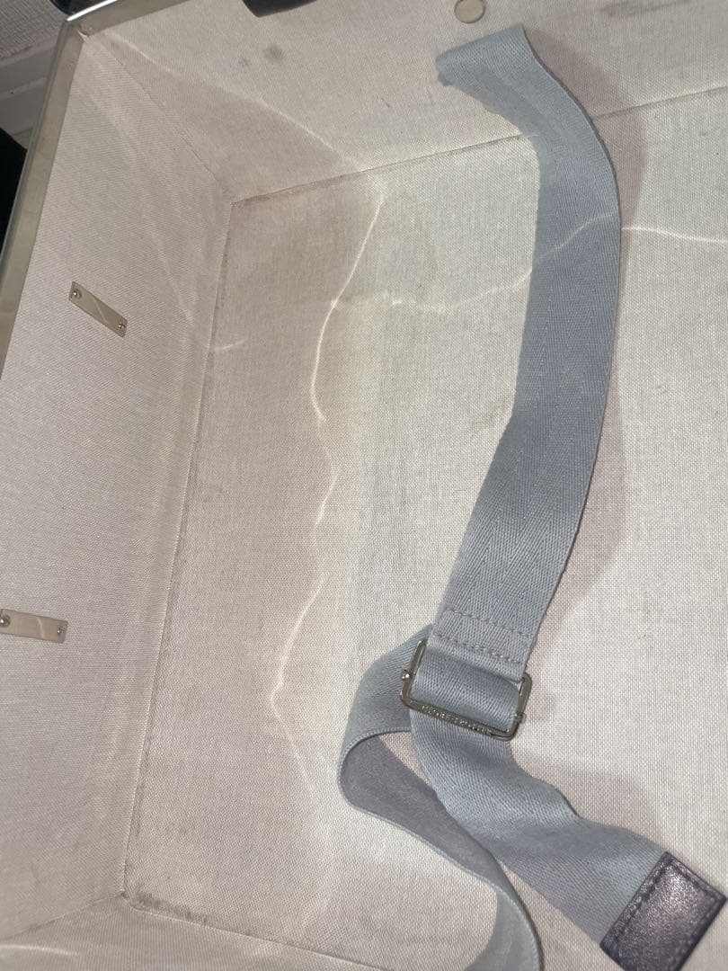 ハ*イ様 【中古】グローブトロッター キャリーケース 黒