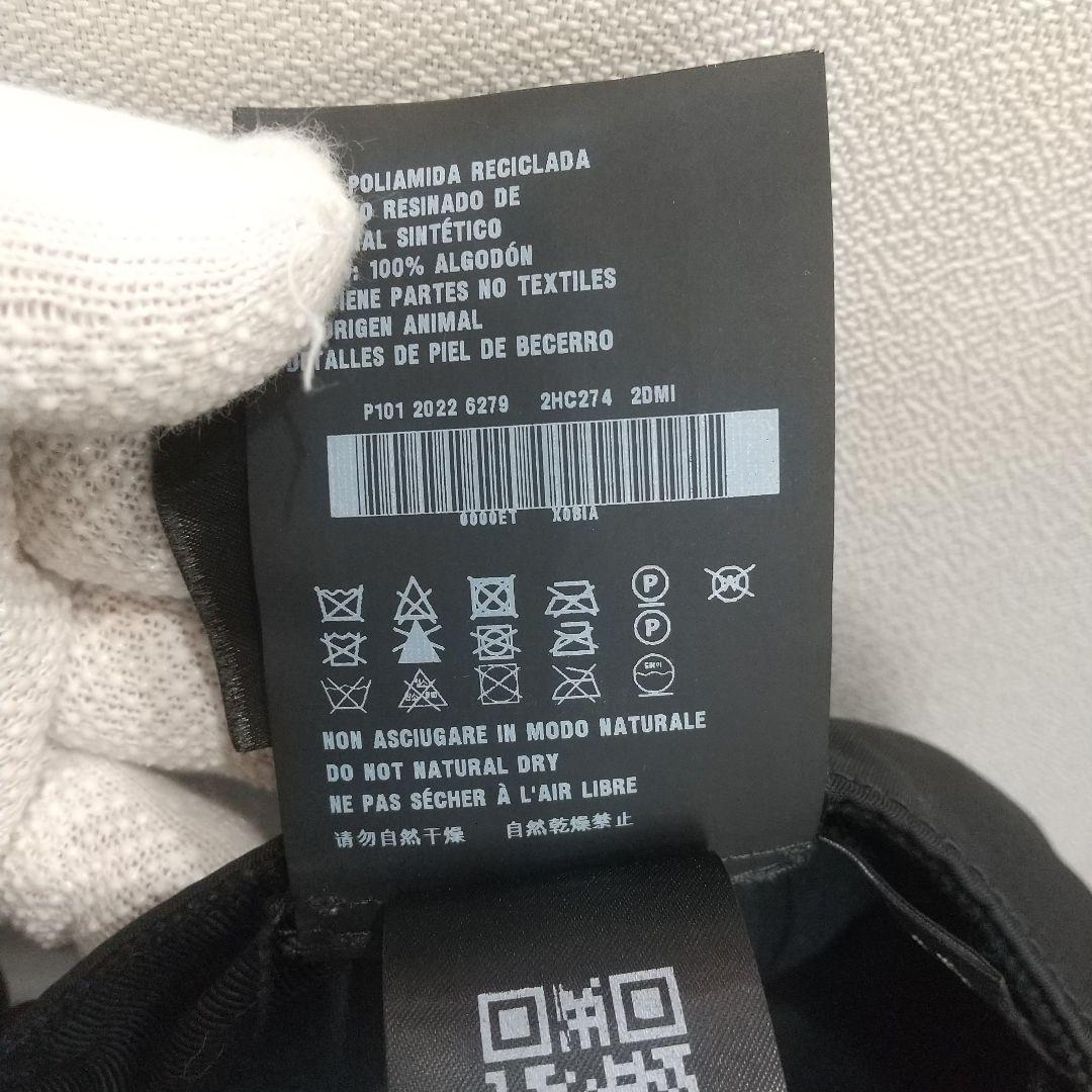 プラダ 三角プレート キャップ ブラック