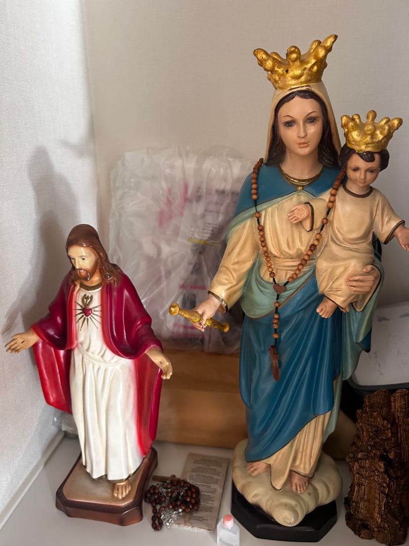 聖母マリアと幼子イエスの置物 約30cm