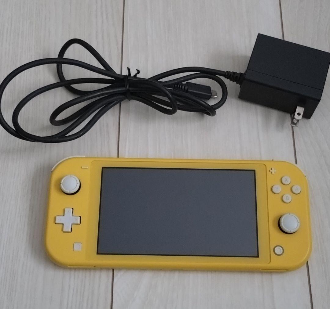 す*し様 Nintendo Switch Lite イエロー 本体 ACアダプタ
