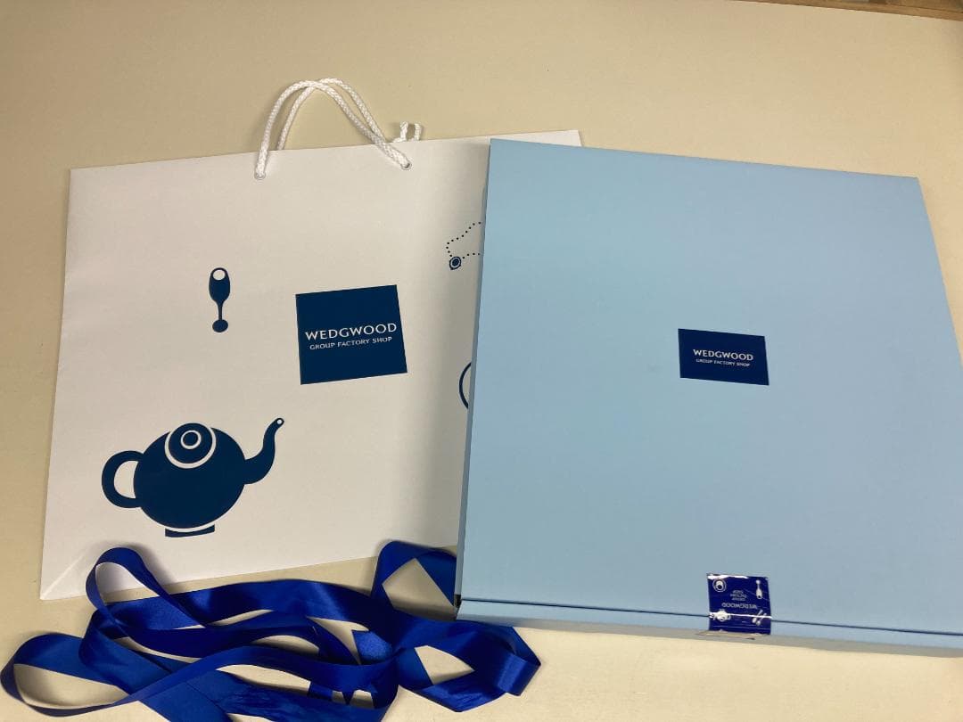 【新品未使用 ウェッジウッド】 アストバリー 22K金彩 プレート 27cm皿