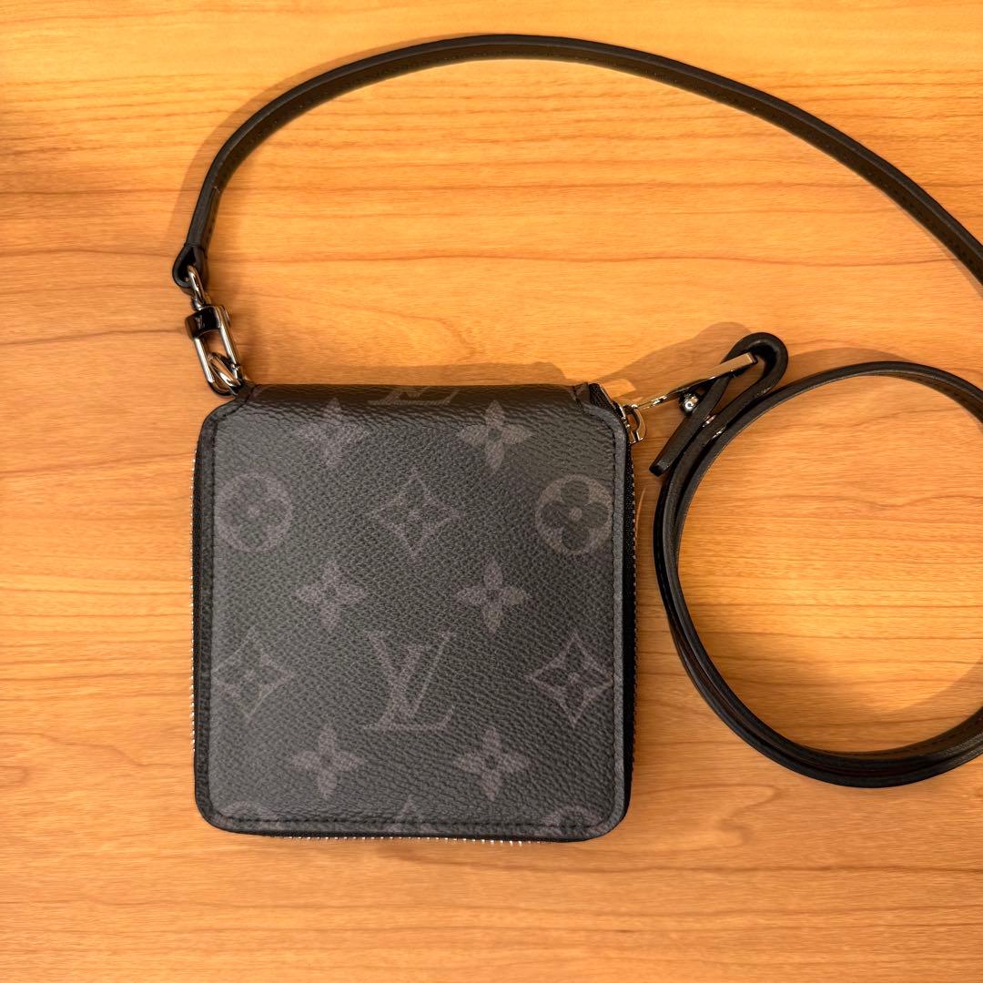 LOUIS VUITTON｜コンパクト・ウォレット｜モノグラム・エクリプス