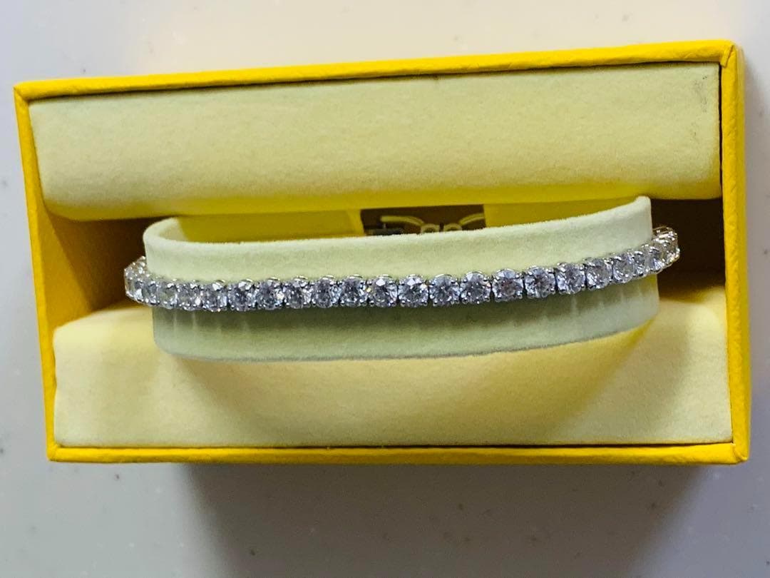 リピーターhieuka様⭐️ ほぼ新品スワロフスキーTennisDeluxe