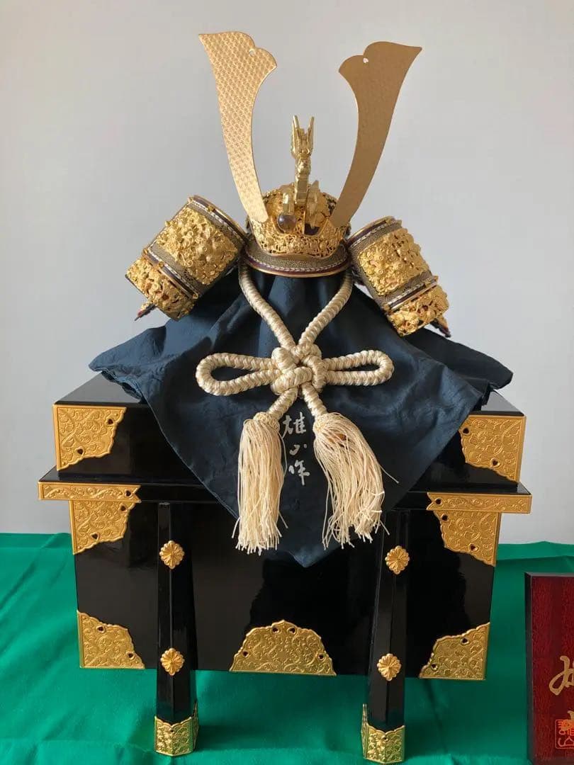五月人形 正絹兜飾り 鈴甲子雄山作 こどもの日 端午の節句