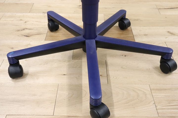 GMDKS293E○ giroflex / ジロフレックス 44 キャスターチェ