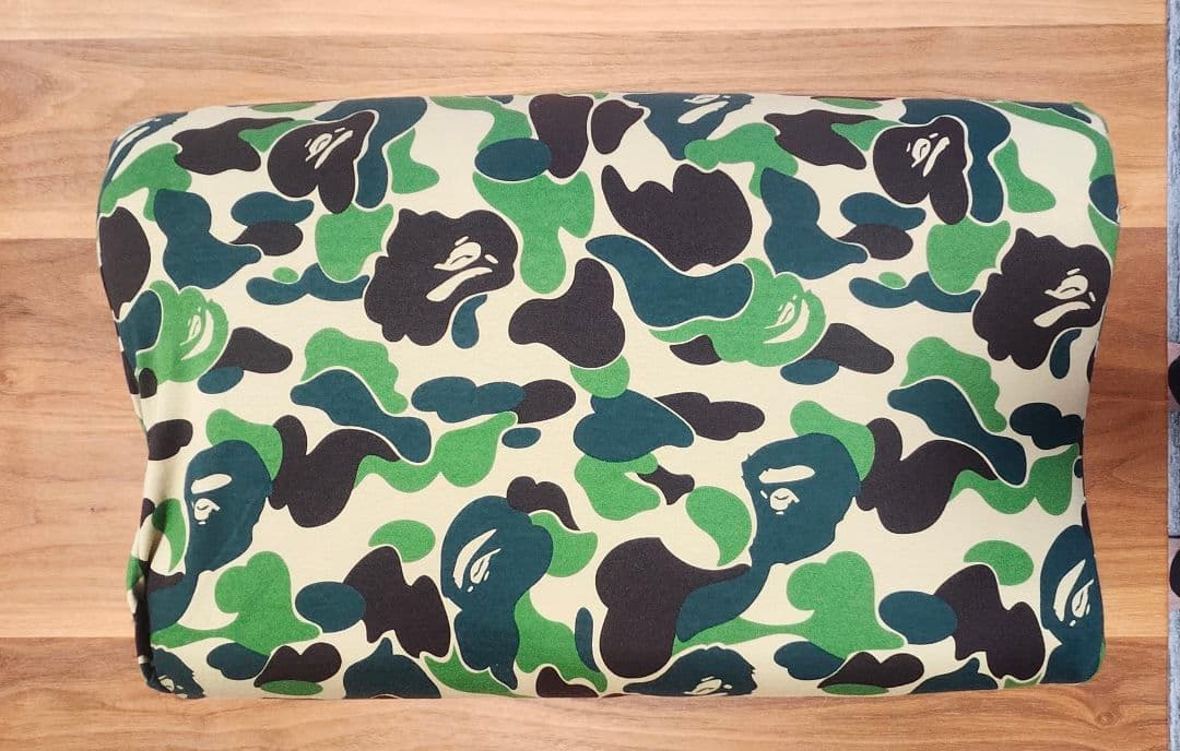 テンピュール　枕　ベイシングエイプ