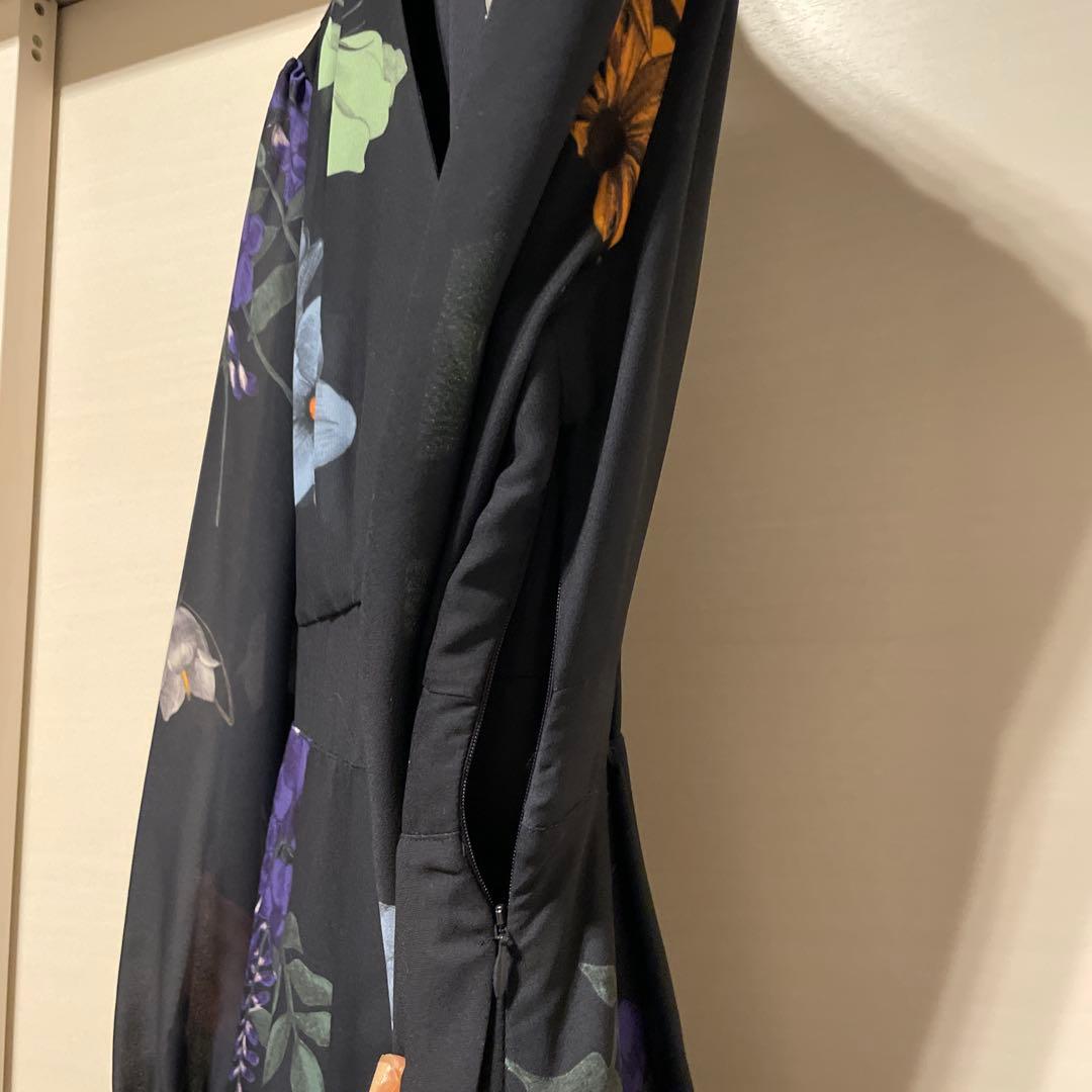 花柄長袖ワンピース