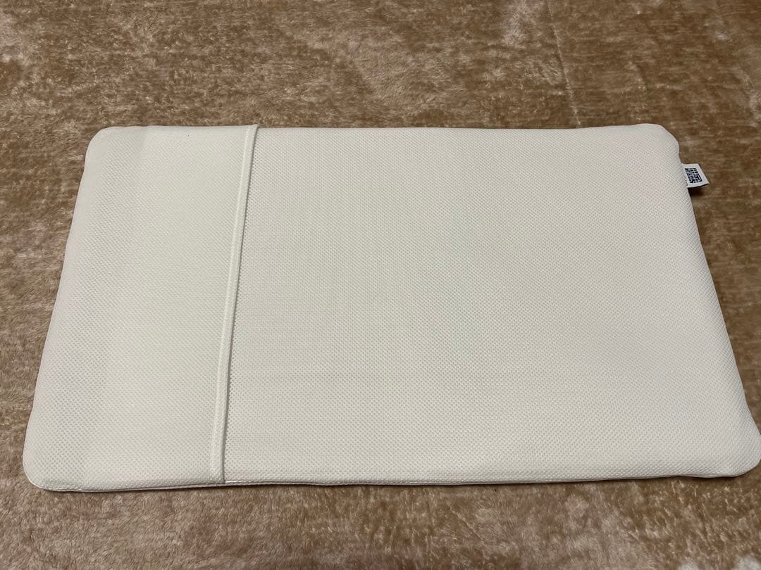 エアウィーヴ　ピロー　S-LINE