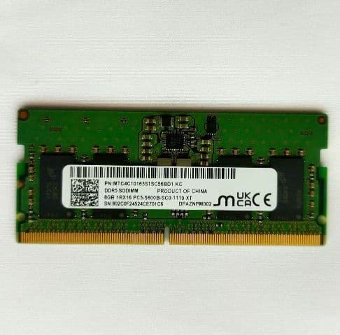 Micron DDR5-5600 8GB SO-DIMM ノートPC用メモリ1枚