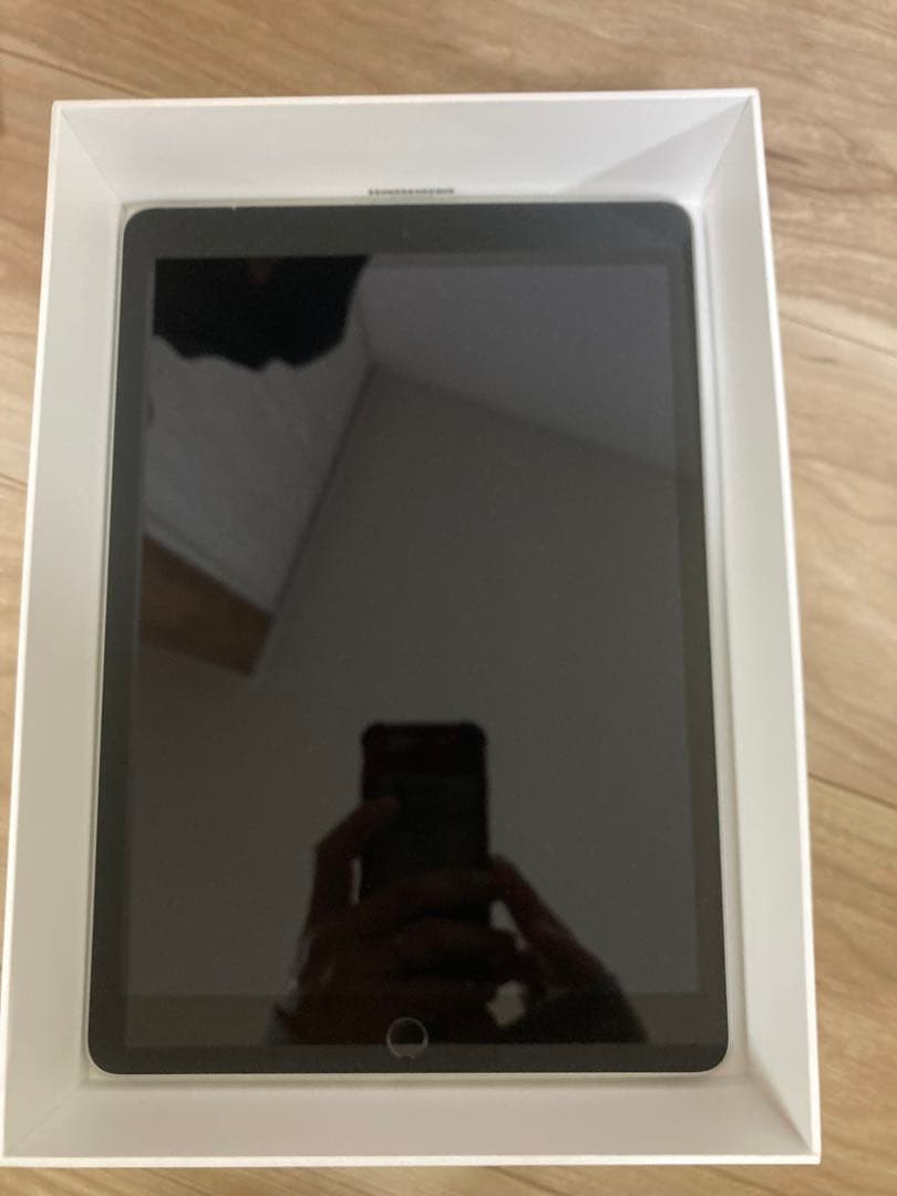iPad 10.2 第9世代　ほぼ未使用