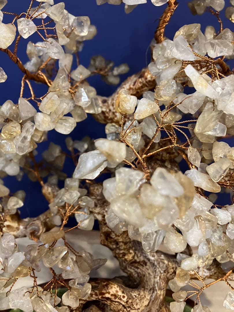 招財樹　置物　金のなる木 　風水 　天然石 縁起物　桜置物　盆栽