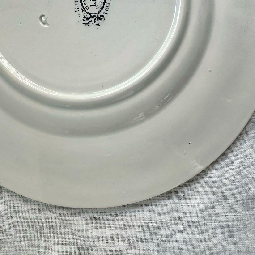 クレイユエモントロー レリーフ デザートプレート