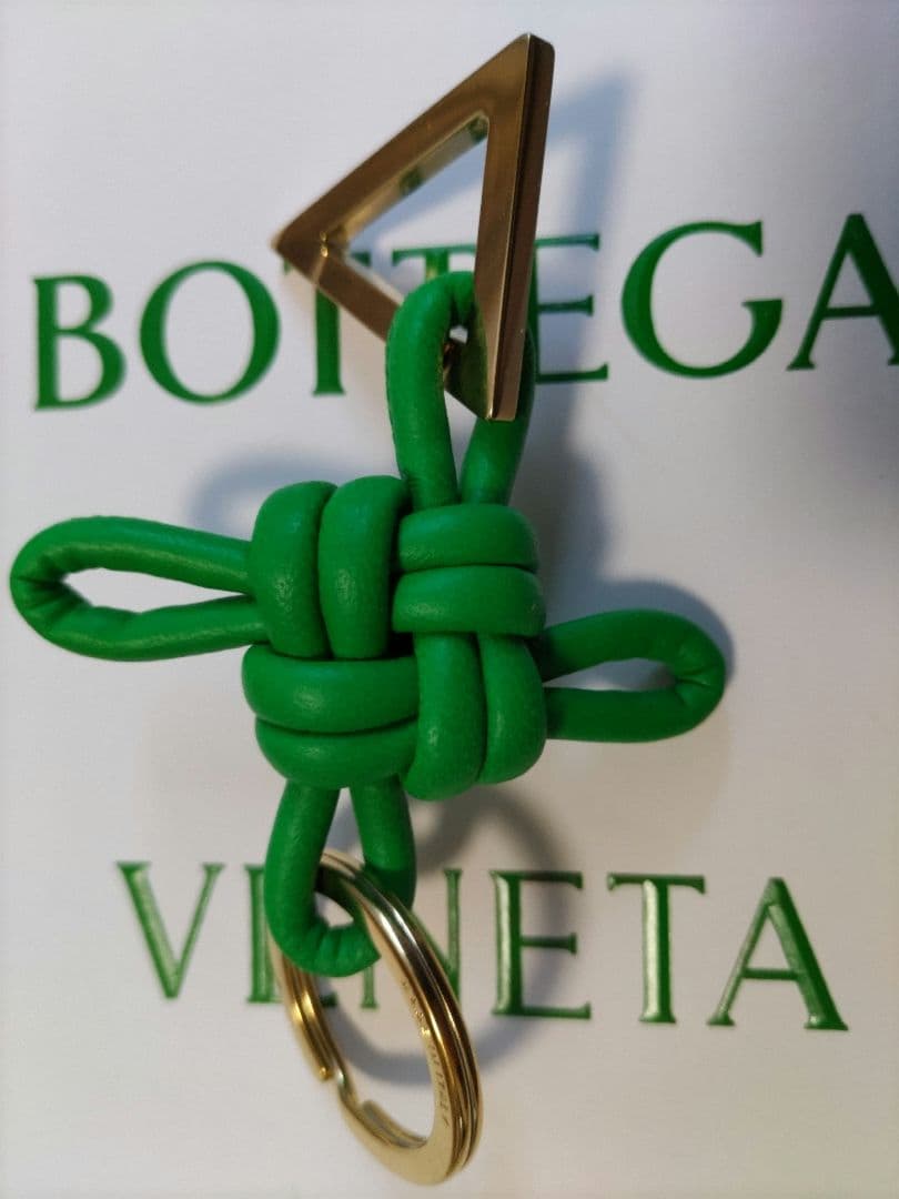 ボッテガヴェネタ　新品　BOTTEGA VENETA キーホルダー