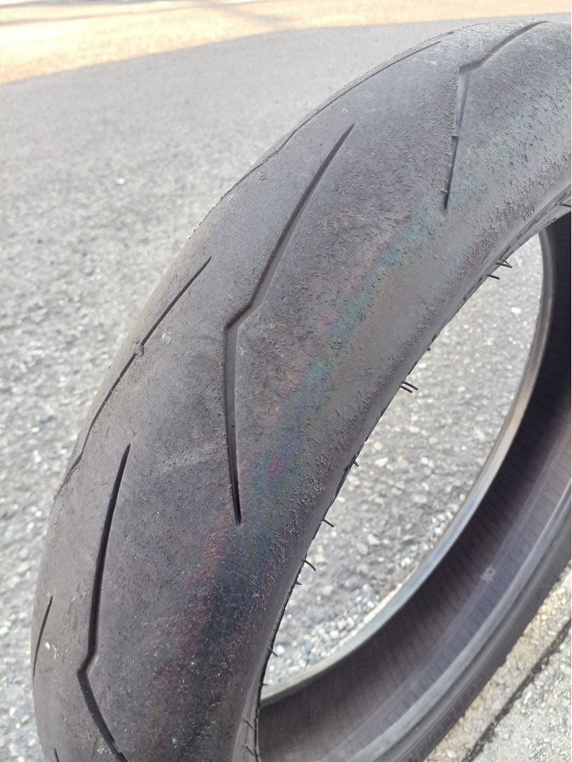 N*J様 ピレリ　スーパーコルサV3 SC1 中古バイクタイヤ　前後セット 18